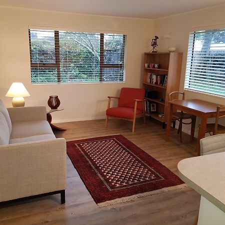דירות Otaki Garden Retreat מראה חיצוני תמונה